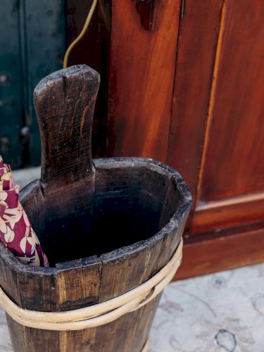 Ambroise, le porte-parapluie en bois N°729