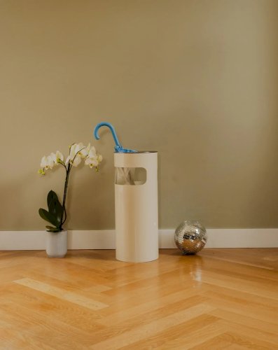 Ambroise, le porte-parapluies en métal N°678