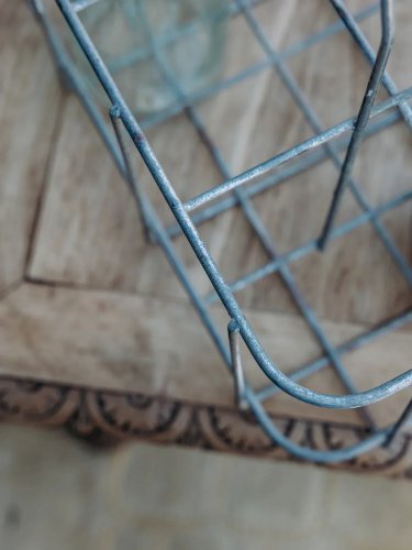 Ambroise, le range-bouteilles en métal N°557