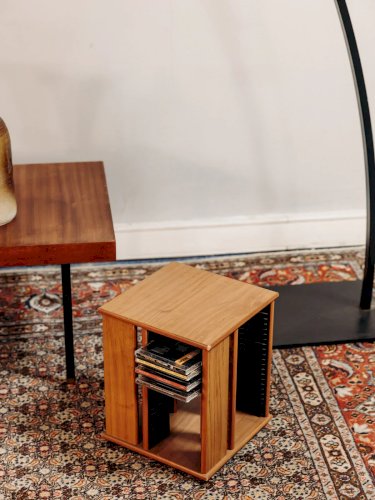Ambroise, le range-CD en bois N°760