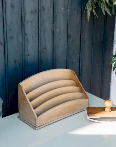 Ambroise, le tri courrier en bois N°604