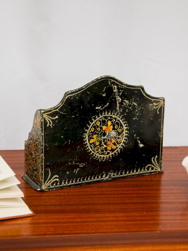 Ambroise, le tri courrier en bois N°792