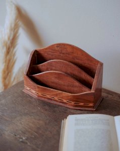 Ambroise, le tri courrier en bois N°816