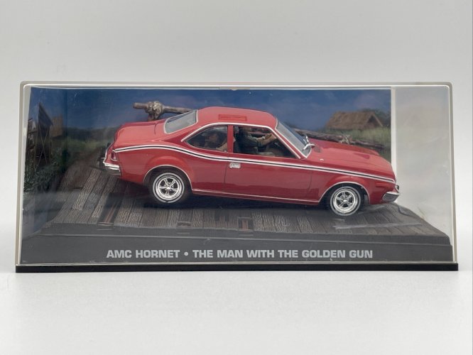 AMC Hornet L'Homme Au Pistolet D'Or James Bond 1/43