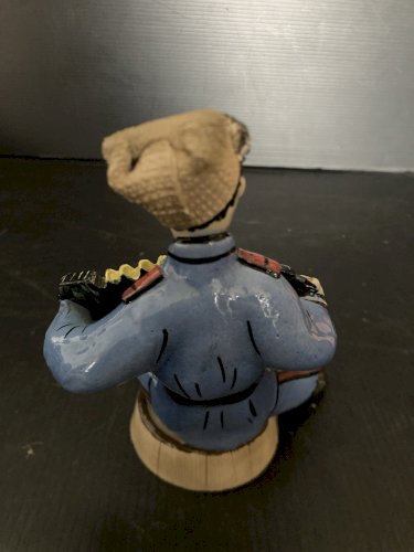 amusant cosaque avec accordeon  en poterie URSS souvenir figurine folklorique