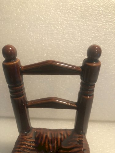 amusante Chaise en céramique imitation paille miniature décorative  marron
