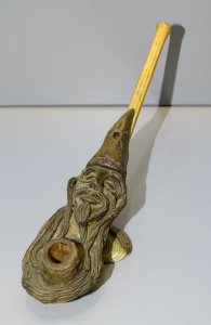 -AMUSANTE PIPE TETE DE MAGICIEN Signée à déchiffrer collection vitrine