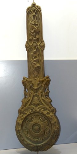 -ANCIEN BALANCIER POUR HORLOGE PENDULE COMTOISE EN LAITON REPOUSSE JUS GRENIER D