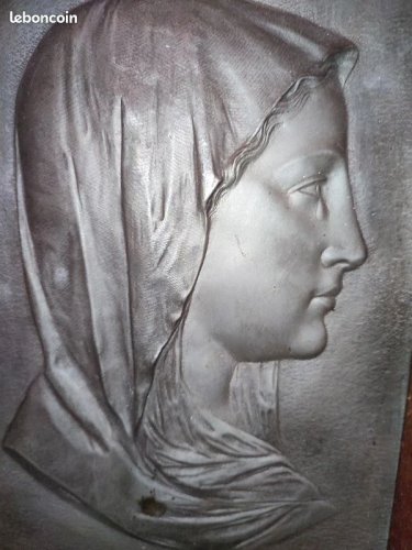 ancien bas relief en metal representant la vierge marie  bon etat  19 eme siecle