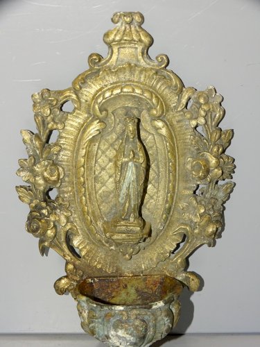 -ANCIEN BENITIER MURAL REGULE VIERGE MARIE COLLECTION RELIGION JESUS   D