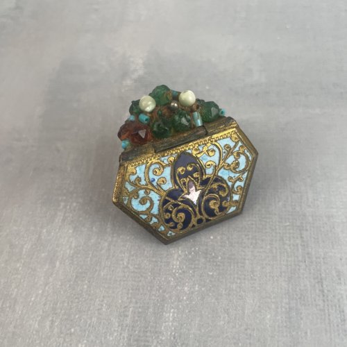 Ancien bénitier partie basse laiton émail cloisonné transformé en boite pilulier