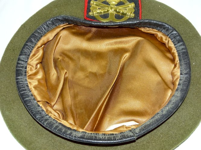 -ANCIEN BERET MILITARIA NEERLANDAIS PRETA 1985 taille 61 jus de Trouvailles   D