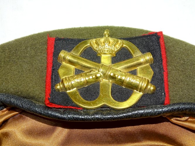 -ANCIEN BERET MILITARIA NEERLANDAIS PRETA 1985 taille 61 jus de Trouvailles   D