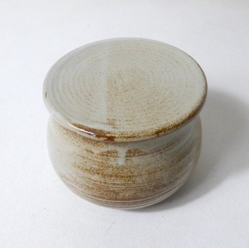 ancien beurrier à eau en grès vintage