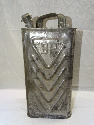 -ANCIEN BIDON D'ESSENCE BP en METAL avec RESTAURATIONS ANCIENNES COLLECTION   D