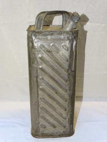 -ANCIEN BIDON D'ESSENCE BP en METAL avec RESTAURATIONS ANCIENNES COLLECTION   D