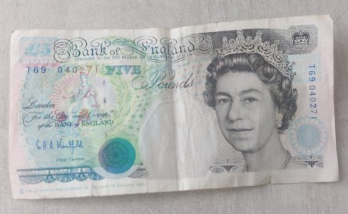 Ancien billet de banque, 5 Pounds, 1990, série T69, England ^