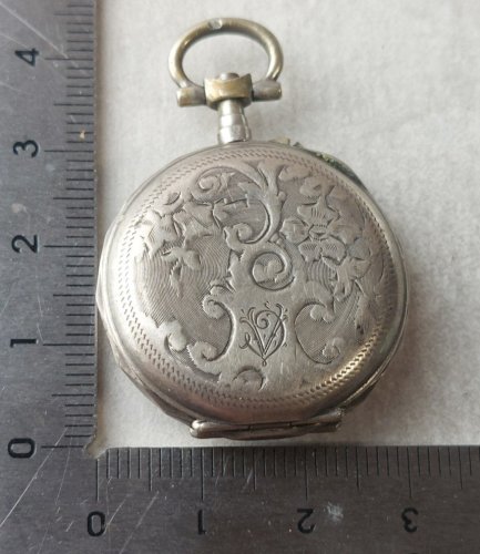Ancien boîtier pour montre gousset, en argent ^