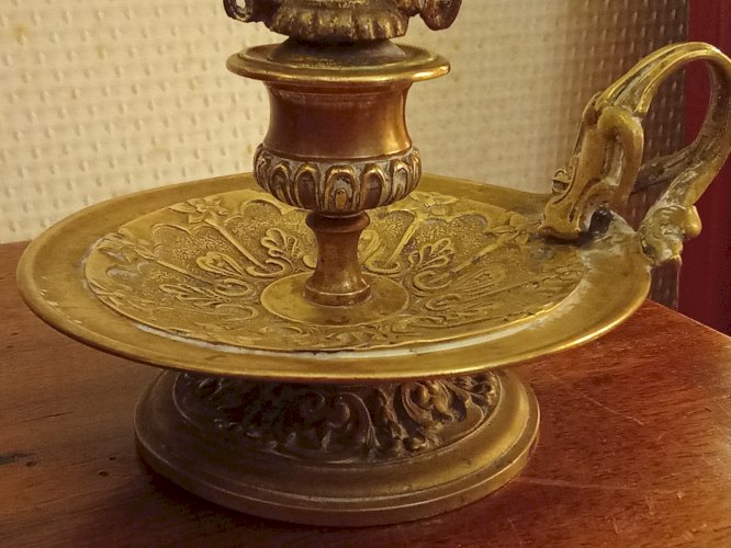 Ancien bougeoir à main De Table De Chambre Bronze 19 Ème Siècle Old candlestick