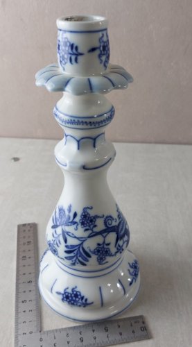 Ancien bougeoir, décor Blue Onion / en porcelaine de Tchécoslovaquie / Czech