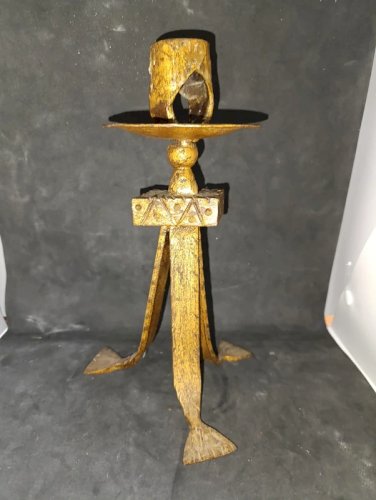 ancien bougeoir en metal doré brutaliste epoque à definir en bon etat