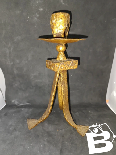 ancien bougeoir en metal doré brutaliste epoque à definir en bon etat