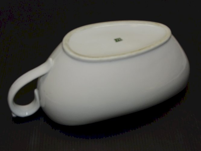 -ANCIEN BOURDALOUE CERAMIQUE BLANCHE XIXe POT de CHAMBRE FEMININ ovale à MAIN  D