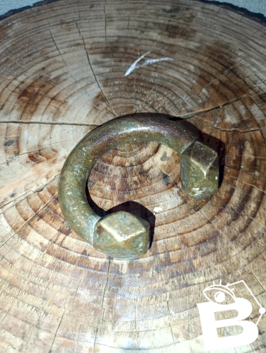 ancien bracelet africain en bronze dit desclave en bon etat