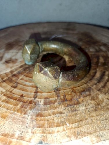 ancien bracelet africain en bronze dit desclave en bon etat