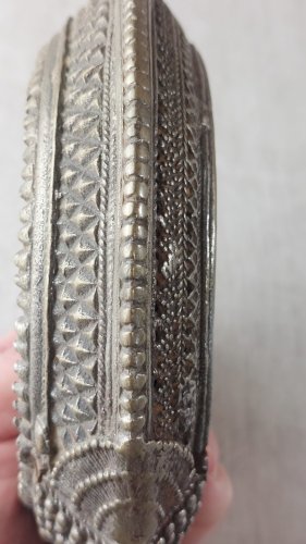 Ancien bracelet cheville de femme, africain / ethnique, 19ème ^