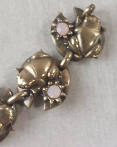 Ancien bracelet décor nénuphar / grenouille, Factory, France, vintage