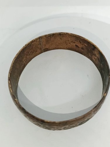 ancien bracelet en metal argenté decor floral en etat correct