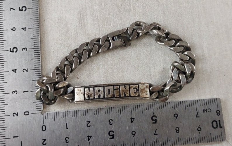 Ancien bracelet / gourmette, Nadine, en argent massif, vintage ^