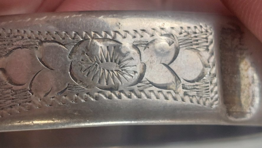 Ancien bracelet jonc / manchette, décor gravé, en argent 800, vintage