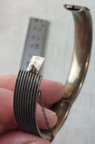 Ancien bracelet jonc / manchette, en argent, vintage