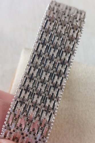 Ancien bracelet maille large, en métal argenté, vintage