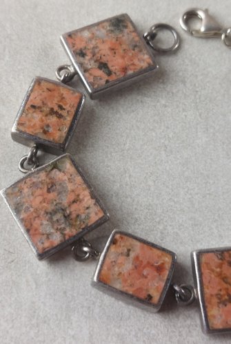 Ancien bracelet, pierres oranges et argent massif