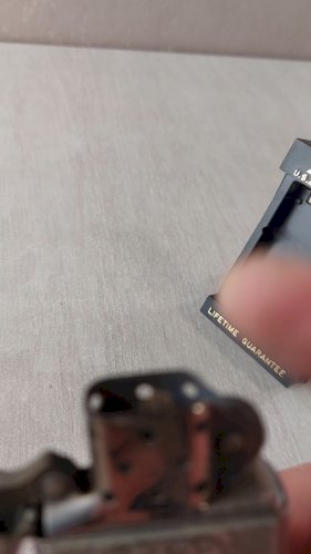 Ancien briquet, décor Viking, Harley Davidson Zippo