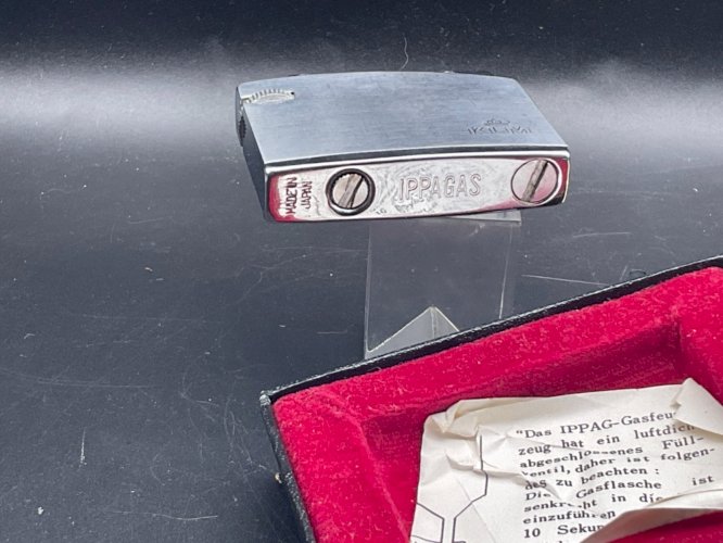 Ancien briquet IPPAGAS Publicitaire KLM