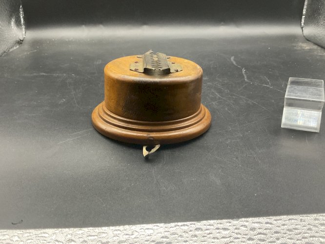 Ancien Briquet mural DAHG , De bar ,  d hôtel , de gare  année 20-30