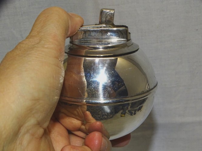 -ANCIEN BRIQUET THE SPACIAL REG DISIGN PARIS MADE IN FRANCE à RECHARGER    D