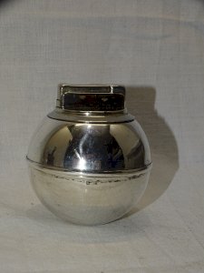 -ANCIEN BRIQUET THE SPACIAL REG DISIGN PARIS MADE IN FRANCE à RECHARGER