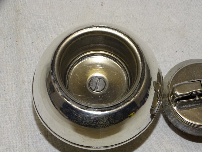 -ANCIEN BRIQUET THE SPACIAL REG DISIGN PARIS MADE IN FRANCE à RECHARGER