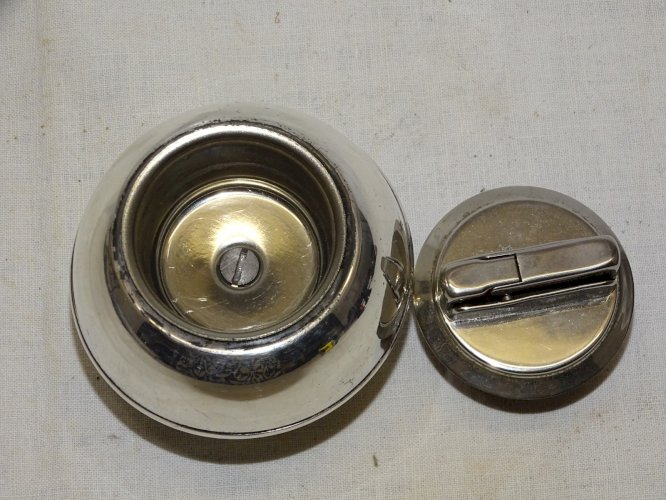 -ANCIEN BRIQUET THE SPACIAL REG DISIGN PARIS MADE IN FRANCE à RECHARGER