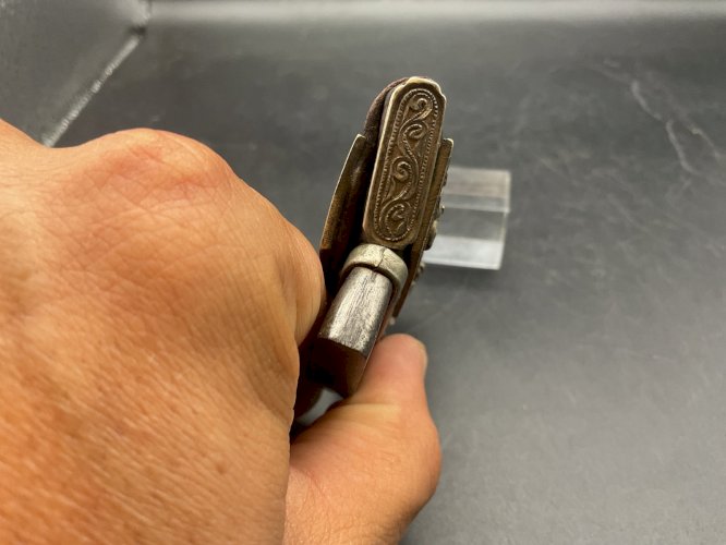 Ancien Briquet tibétain ,Pierre A Feu Tibet Cuir Asie Lighter Vintage Asia