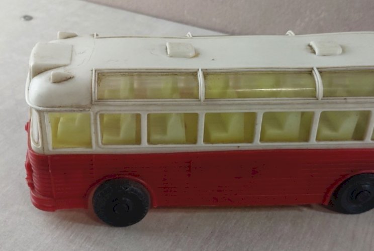 Ancien bus / autobus, en plastique, à friction, Tudor Rose