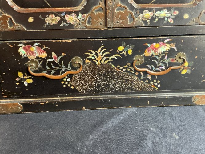 Ancien cabinet de voyage en bois laqué Japon,Tansu,Meiji XIXeme
