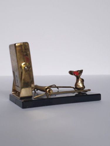 Ancien calendrier perpétuel à bascule tapette à souris