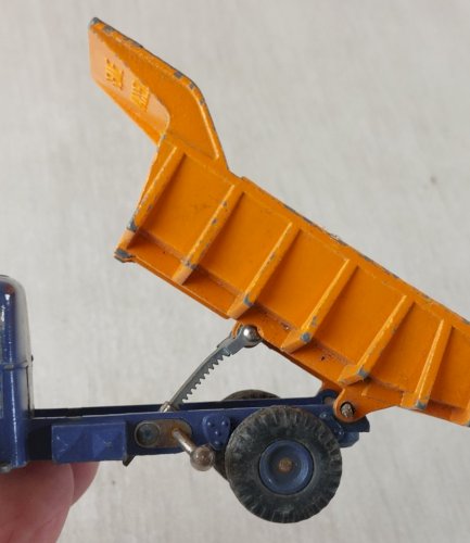 Ancien camion à benne Marrel, Berliet 34, Dinky Toys Meccano ^