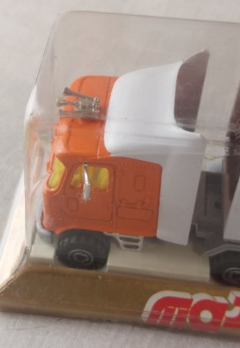 Ancien camion avec portes container Supertrans, Majorette série 3000, vintage ^